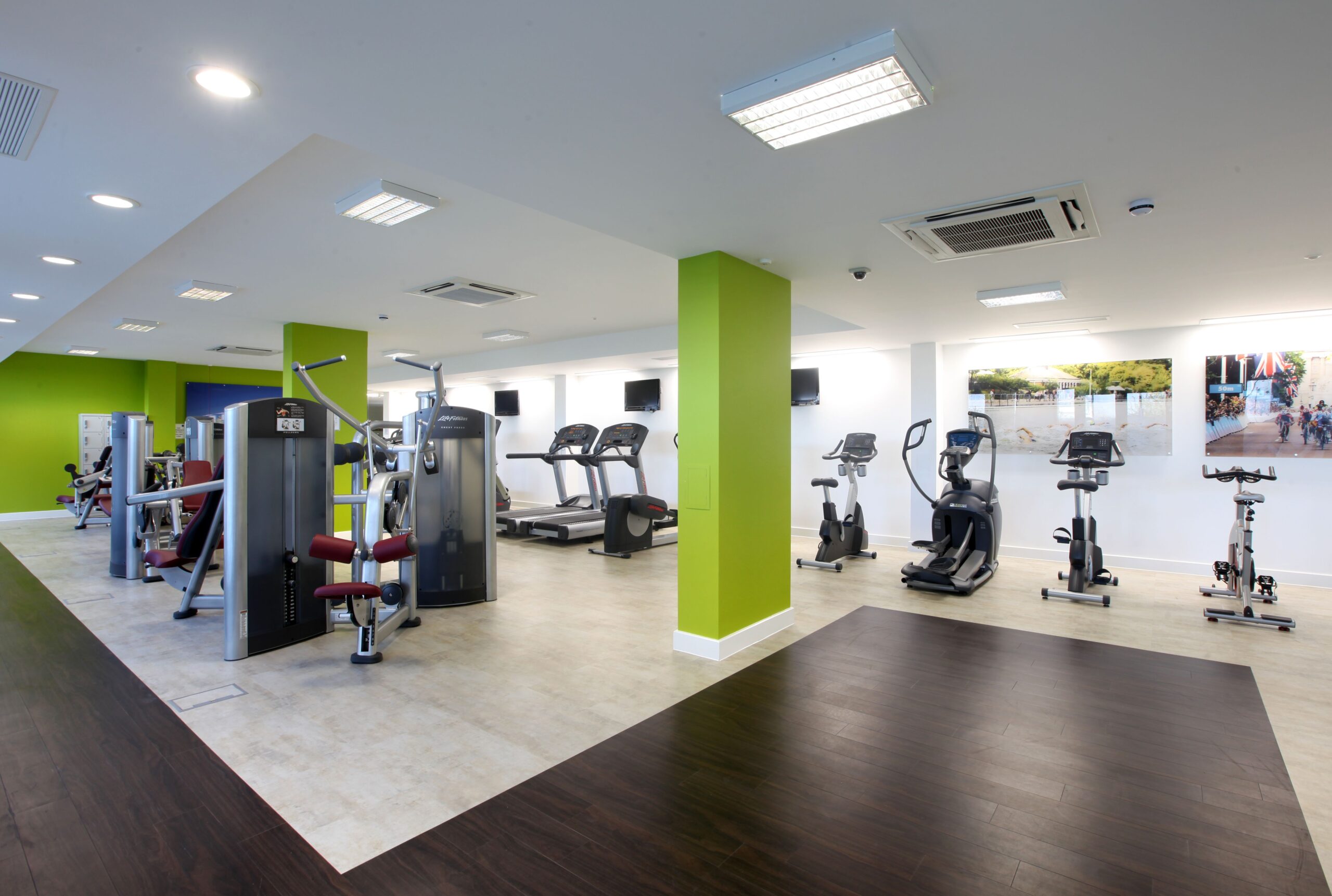 Control of humidity in gyms for the comfort of clients